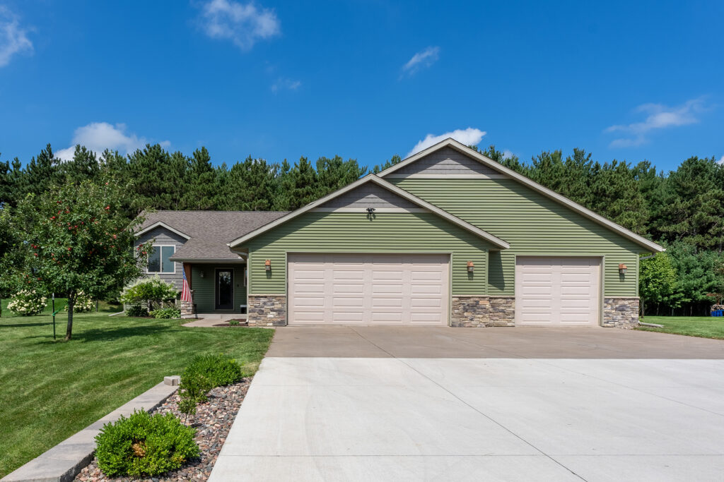 Professionally marketed home listing in the Chippewa Valley Wisconsin