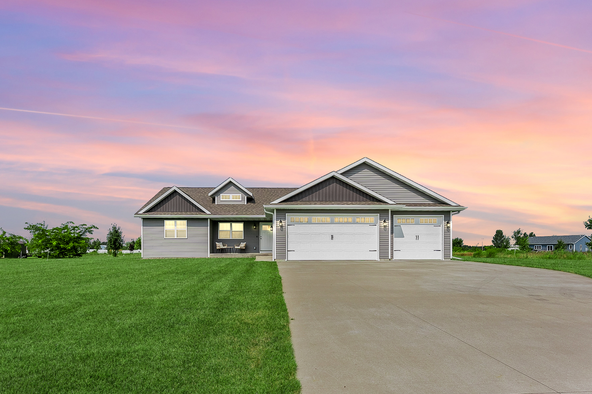 Family moving between homes in the Chippewa Valley Wisconsin